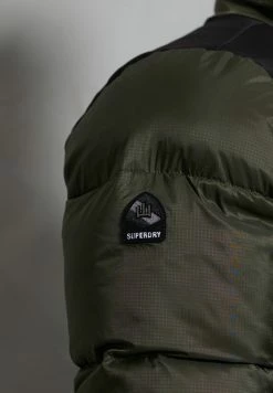 SPORTSTYLE CODE - Down Jacket - Superdry Olive -Superdry Shop 7e3f7c4a01b540d19d840923f9b3aa61