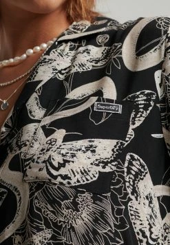 Superdry VINTAGE REVERE - Button-down Blouse - Black Gothic -Superdry Shop 7eae361668c546749f97889e1fd6e6ba