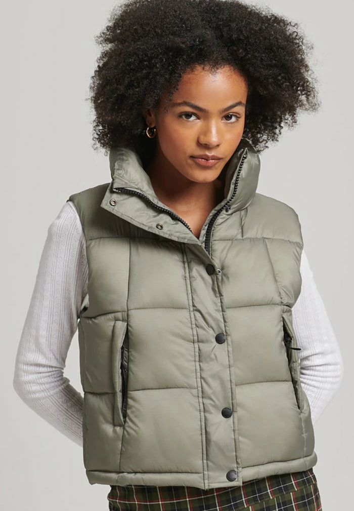 Superdry MOUNTAIN - Waistcoat - Light Khaki 1 Superdry MOUNTAIN - Waistcoat - Light Khaki