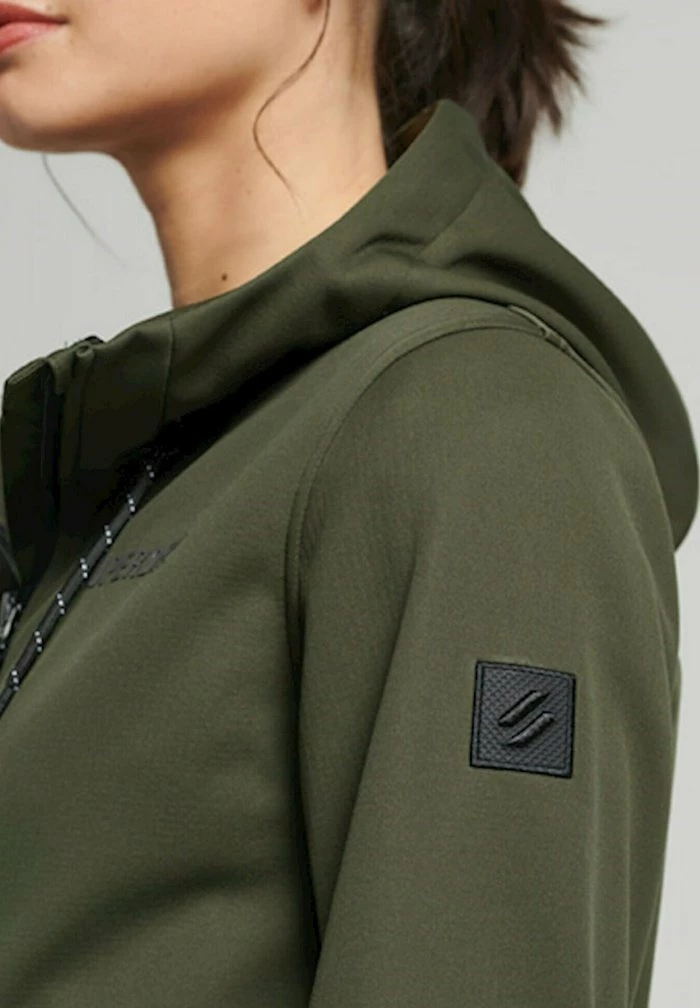 Superdry CODE TECK SOFTSHELL - Summer Jacket - Dark Moss 4 Superdry CODE TECK SOFTSHELL - Summer Jacket - Dark Moss - Image 4