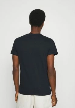 Superdry Basic T-shirt - Eclipse Navy 8 Superdry Basic T-shirt - Eclipse Navy -Superdry Shop 81e1ed02132242d8a47b5efbcf47b946