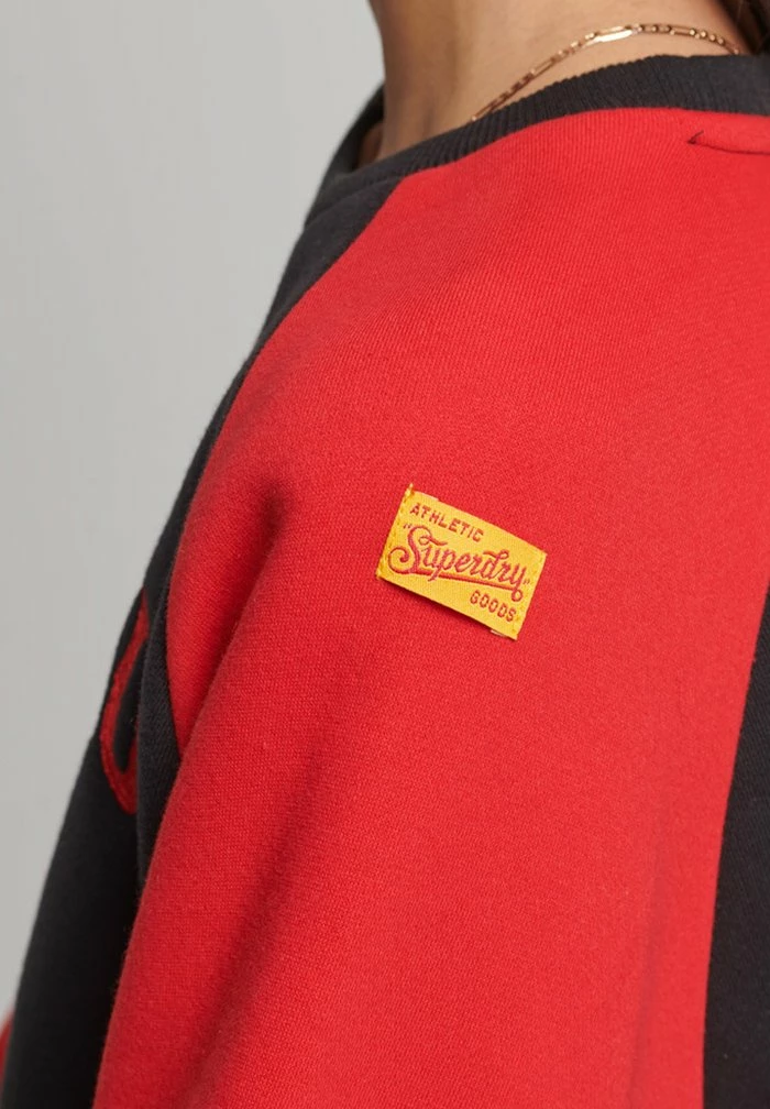 Superdry VINTAGE COLLEGIATE RAGLAN - Sweatshirt - Black 3 Superdry VINTAGE COLLEGIATE RAGLAN - Sweatshirt - Black - Image 3