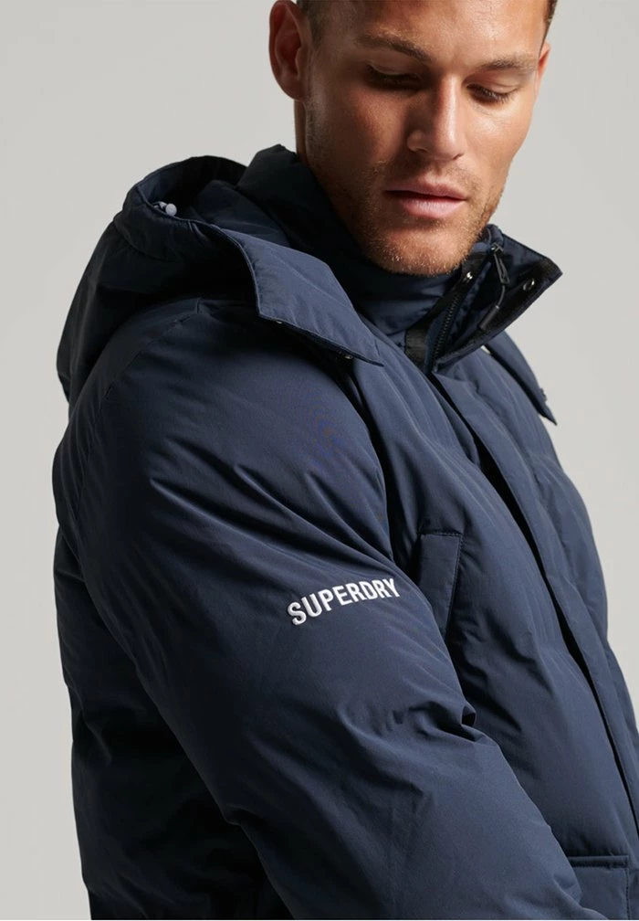 Superdry SPORT LONGLINE - Winter Coat - Truest Navy 3 Superdry SPORT LONGLINE - Winter Coat - Truest Navy - Image 3