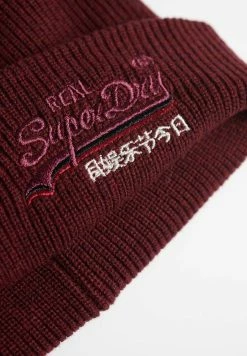 Superdry LABEL - Beanie - Buck Burgundy Marl -Superdry Shop 88d3b25dbbf44193b1d02917333ee8ac