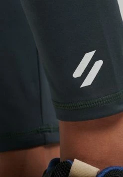 Superdry TRAIN BRANDED ELASTIC - Leggings - Trousers - Eagle Green 8 Superdry TRAIN BRANDED ELASTIC - Leggings - Trousers - Eagle Green -Superdry Shop 89fbaaa4116d4db0842c7126abffc4c2