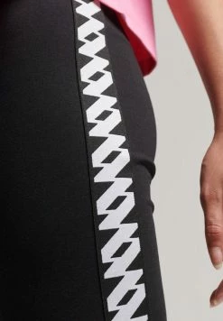 Superdry ELASTIC LOGO CYCLE - Shorts - Black -Superdry Shop 908f852ca4ee48078a5c93426f4db561