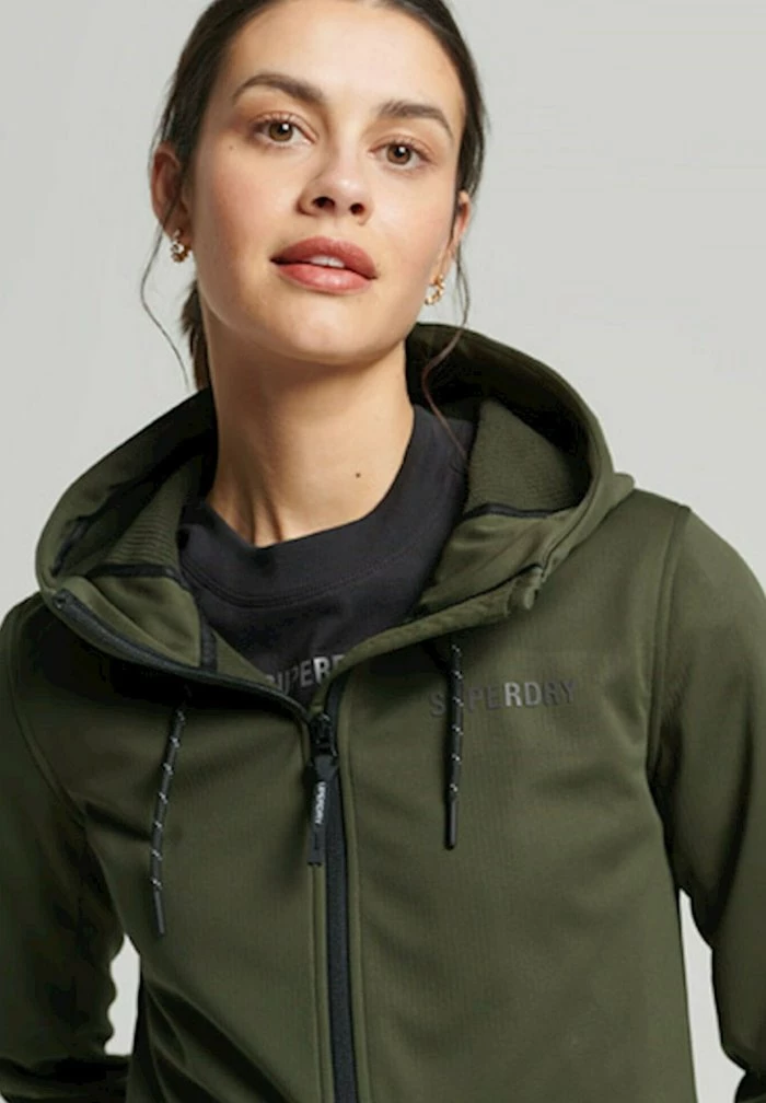 Superdry CODE TECK SOFTSHELL - Summer Jacket - Dark Moss 3 Superdry CODE TECK SOFTSHELL - Summer Jacket - Dark Moss - Image 3