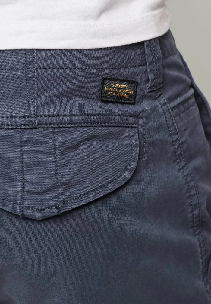 Superdry VINTAGE CORE - Shorts - Lauren Navy 7 Superdry VINTAGE CORE - Shorts - Lauren Navy - Image 7