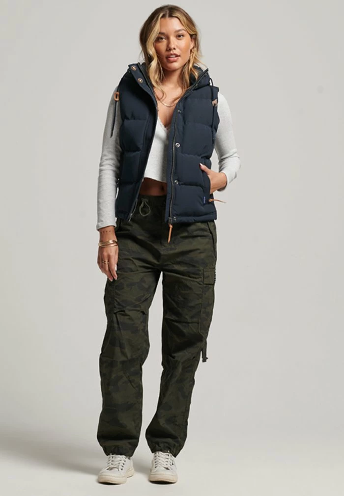 Superdry EVEREST - Waistcoat - Eclipse Navy 2 Superdry EVEREST - Waistcoat - Eclipse Navy - Image 2