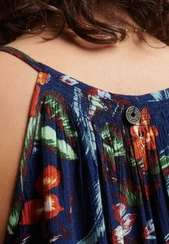 Superdry BEACH CAMI - Top - Indo Leaf Navy -Superdry Shop 996f08db06c44ab6a5cd50040ebe4153