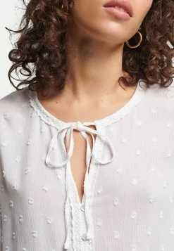 Superdry VINTAGE BRODERIE - Blouse - Optic 6 Superdry VINTAGE BRODERIE - Blouse - Optic -Superdry Shop a02fd3e3188042419a7e958f42a6e858
