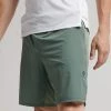Superdry SPORT TRAIN HYBRID - Shorts - Laurel Khaki