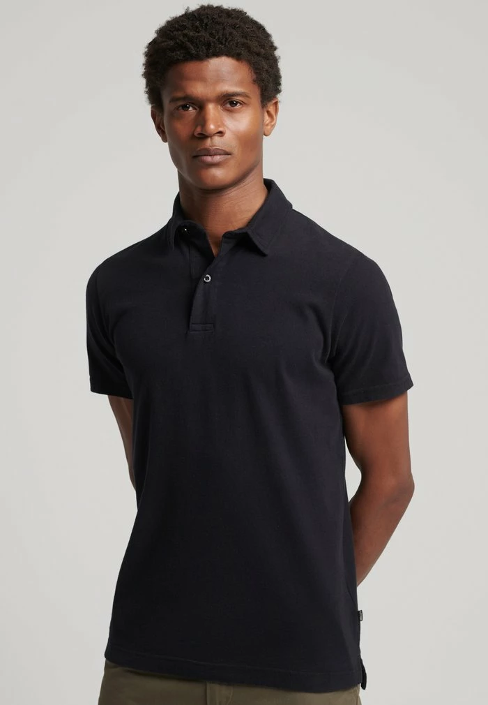 Superdry STUDIOS - Polo Shirt - Black 1 Superdry STUDIOS - Polo Shirt - Black