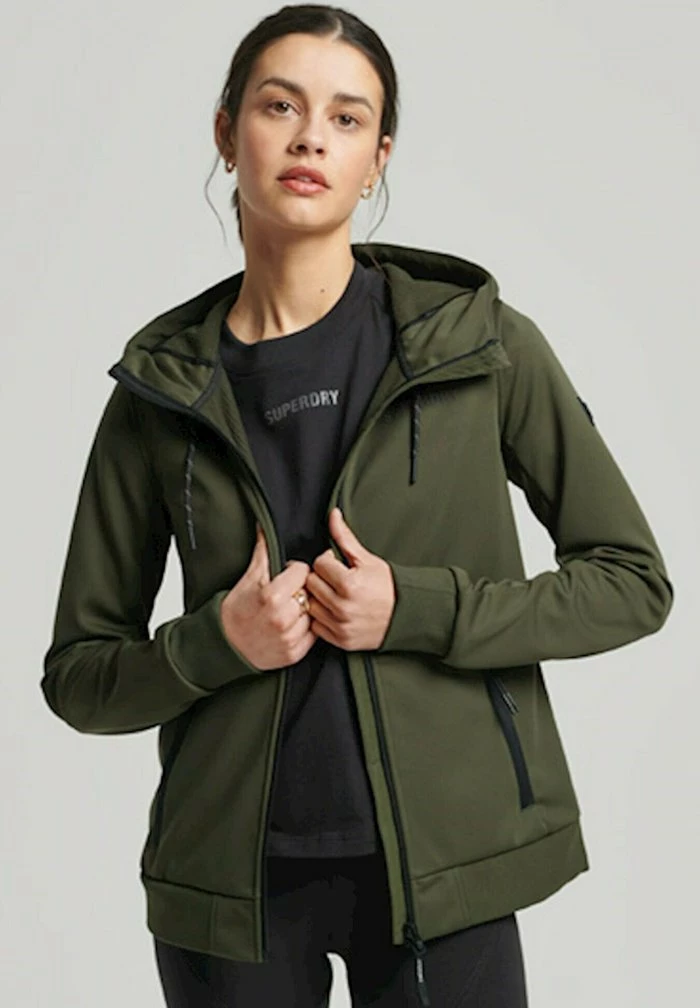 Superdry CODE TECK SOFTSHELL - Summer Jacket - Dark Moss 5 Superdry CODE TECK SOFTSHELL - Summer Jacket - Dark Moss - Image 5