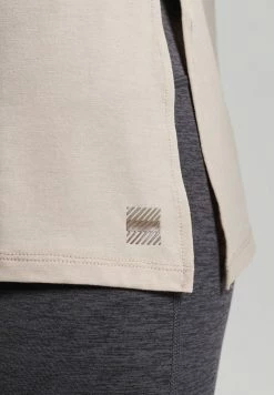 Superdry Basic T-shirt - Light Grey -Superdry Shop ab1a3aa47eb8473d8bf2f5303d28e6a9