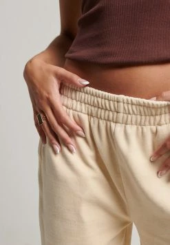 Superdry CODE - Trousers - Tapioca -Superdry Shop abebd24c01144ff299dace6c36074659