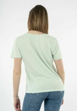 Superdry Basic T-shirt - Vert 6 Superdry Basic T-shirt - Vert -Superdry Shop ac02c9b00d3c4a70824f0295af2a8120