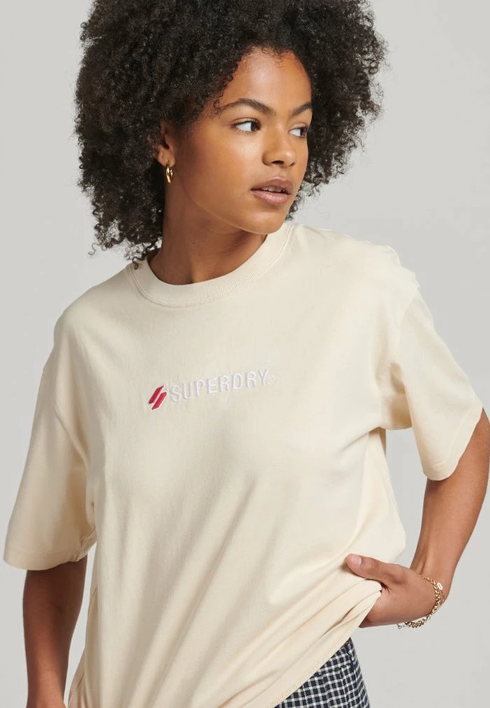 Superdry LOGO APPLIQUE LOOSE - Print T-shirt - Tapioca 2 Superdry LOGO APPLIQUE LOOSE - Print T-shirt - Tapioca - Image 2