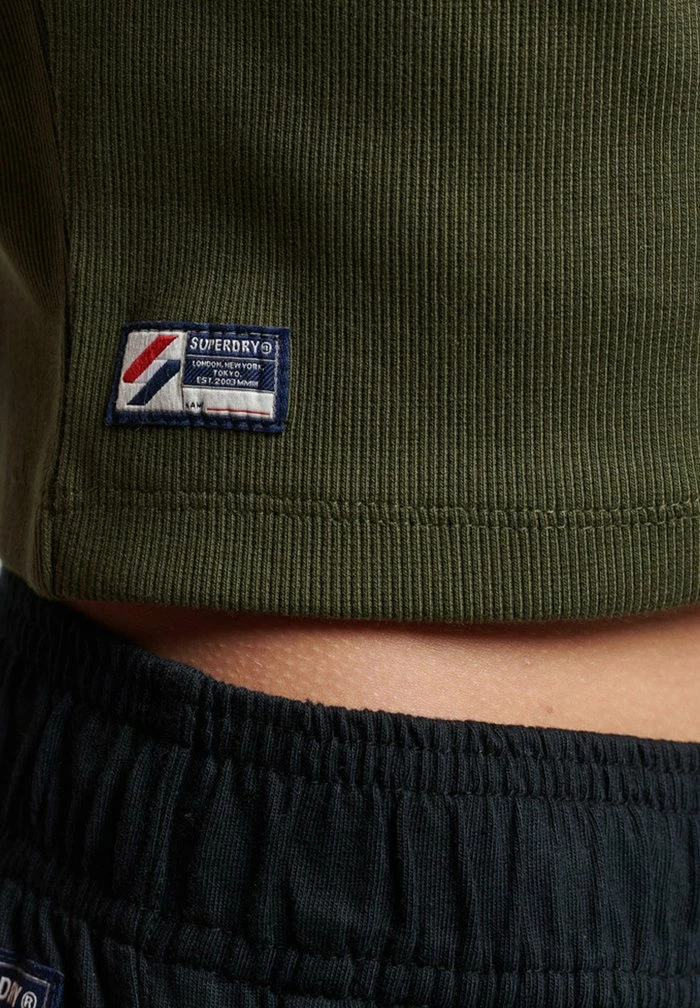 Superdry ESSENTIAL FITTED - Basic T-shirt - Dark Moss 2 Superdry ESSENTIAL FITTED - Basic T-shirt - Dark Moss - Image 2