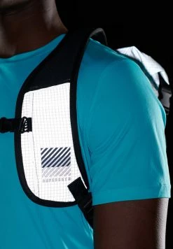 Superdry Rucksack - Silver Reflective -Superdry Shop b7487f20a04847cf902f8bf000fd4810