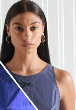 Superdry SDX LIMITED EDITION REFLECTIVE CROP - Top - Reflective -Superdry Shop b9566e1e6d25447fbbca9fcd24ff4d92