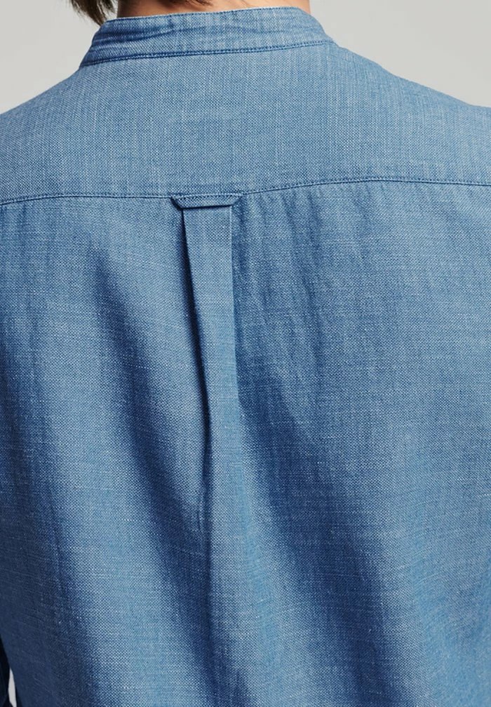 Superdry VINTAGE GRANDAD - Shirt - Indigo Slub Herringbone 2 Superdry VINTAGE GRANDAD - Shirt - Indigo Slub Herringbone - Image 2