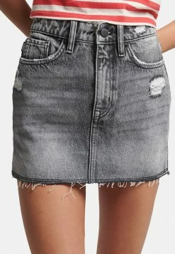 Superdry VINTAGE - Denim Skirt - Washed Black