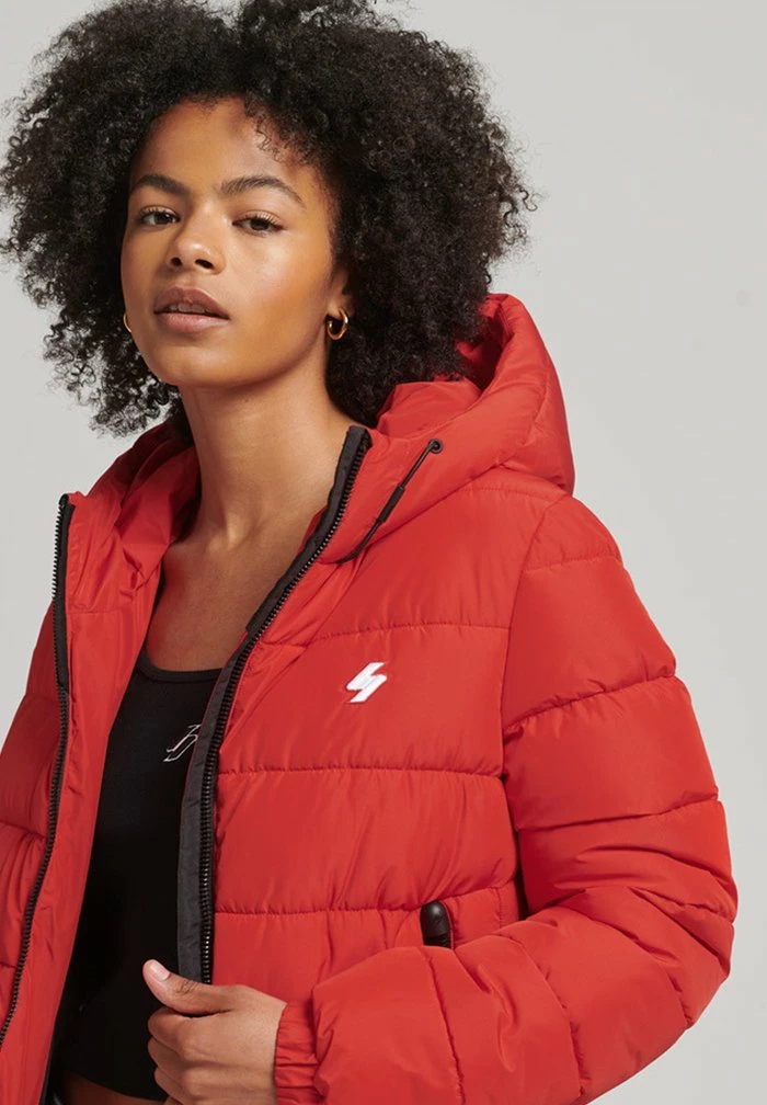 Superdry HOODED SPIRIT SPORTS PUFFER - Winter Jacket - Bright Red 3 Superdry HOODED SPIRIT SPORTS PUFFER - Winter Jacket - Bright Red - Image 3
