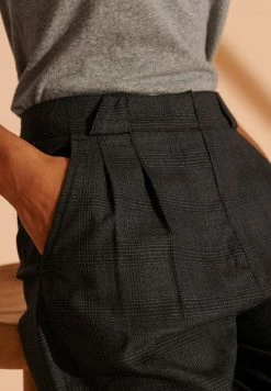 Superdry Chinos - Subtle Grey Check -Superdry Shop c0b42e0f325f490284405e167a9582f5