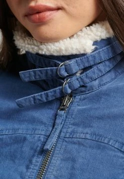 Superdry BORG LINED INDIE - Denim Jacket - Mid Wash Indigo 8 Superdry BORG LINED INDIE - Denim Jacket - Mid Wash Indigo -Superdry Shop c21c2378d6b74d54a72ac6f1ee3cf6de