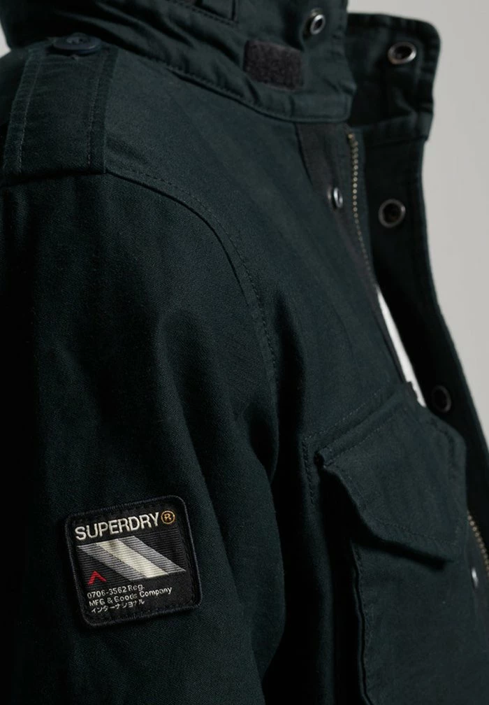 Superdry VINTAGE M65 MILITARY - Light Jacket - Jet Black 6 Superdry VINTAGE M65 MILITARY - Light Jacket - Jet Black - Image 6