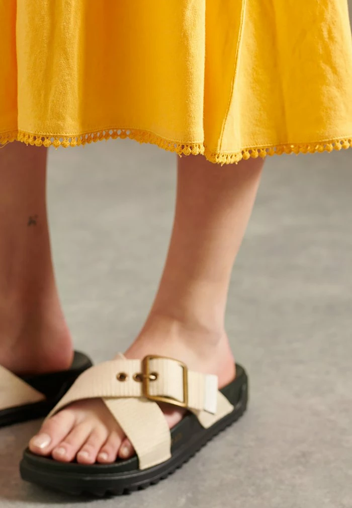 Superdry Jersey Dress - Samoan Sun 3 Superdry Jersey Dress - Samoan Sun - Image 3