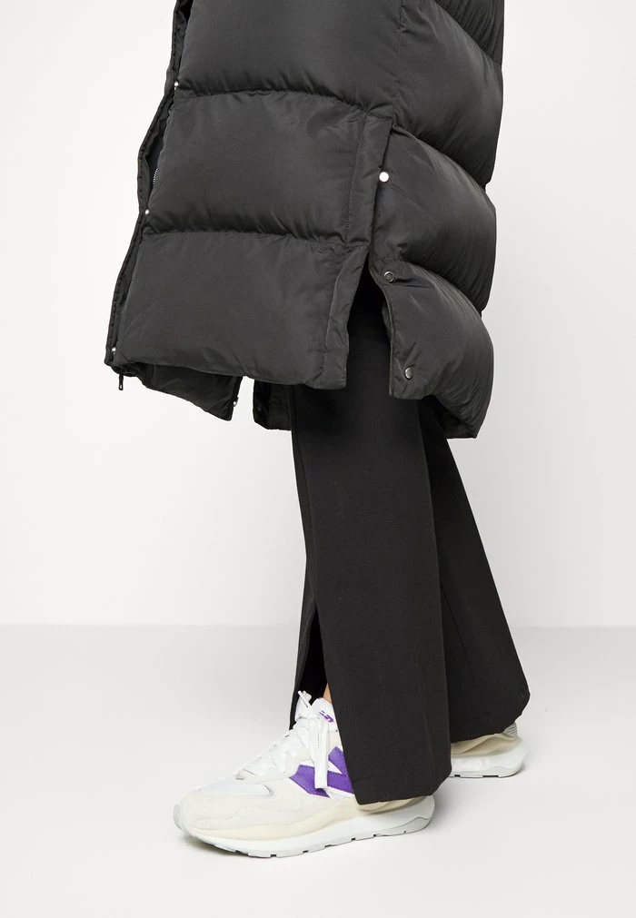 Superdry STUDIOS LONGLINE DUVET COAT - Winter Coat - Black 5 Superdry STUDIOS LONGLINE DUVET COAT - Winter Coat - Black - Image 5