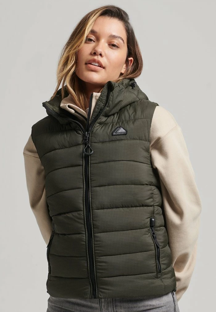 Superdry CLASSIC - Waistcoat - Football Grid Khaki 1 Superdry CLASSIC - Waistcoat - Football Grid Khaki