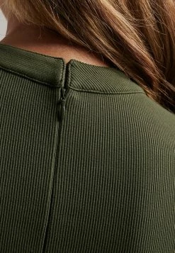 Superdry LOGO RIB BODYCON - Shift Dress - Dark Moss 9 Superdry LOGO RIB BODYCON - Shift Dress - Dark Moss -Superdry Shop cbac5e3b11c7414cb149915dc4f06fb3