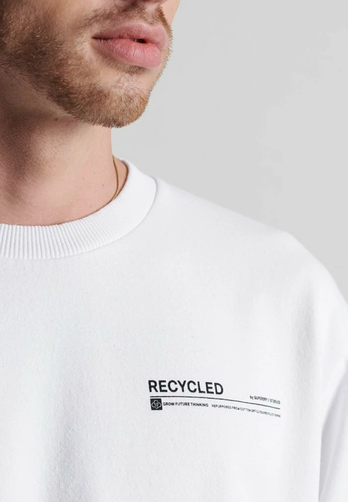 SUPERDRY - Sweatshirt - White 4 SUPERDRY - Sweatshirt - White - Image 4