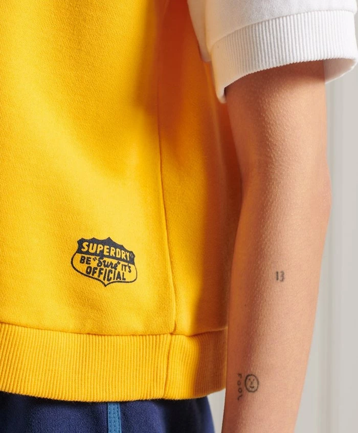 Superdry COLLEGIATE - Print T-shirt - Utah Gold 2 Superdry COLLEGIATE - Print T-shirt - Utah Gold - Image 2