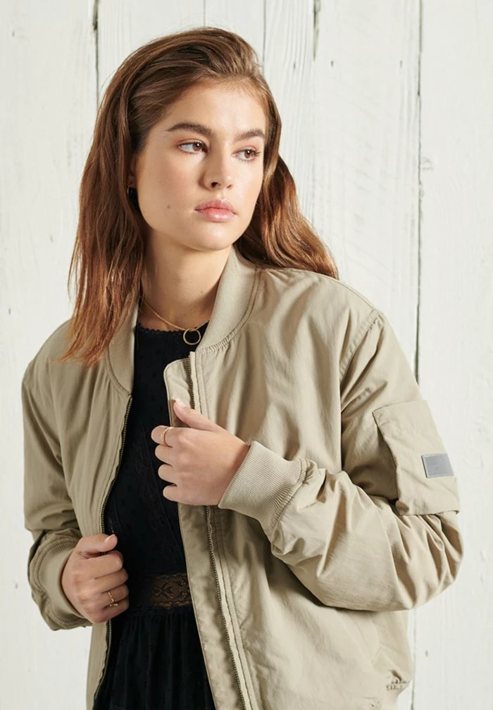 Superdry NEVADA - Bomber Jacket - Sage 2 Superdry NEVADA - Bomber Jacket - Sage - Image 2