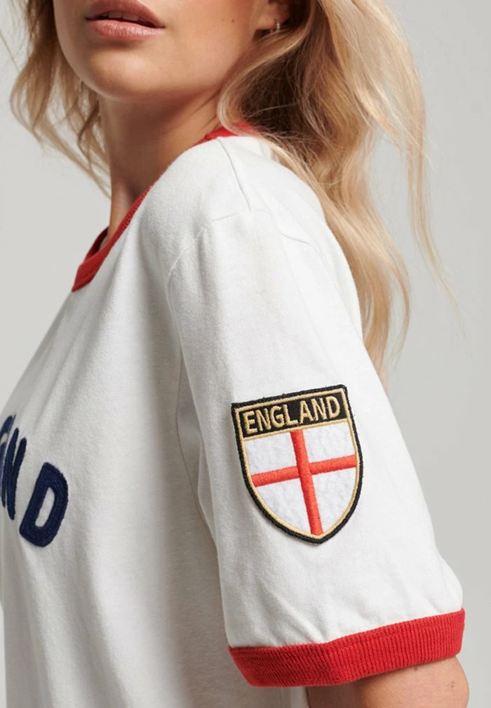 Superdry FOOTBALL ENGLAND - Print T-shirt - Winter White 3 Superdry FOOTBALL ENGLAND - Print T-shirt - Winter White - Image 3