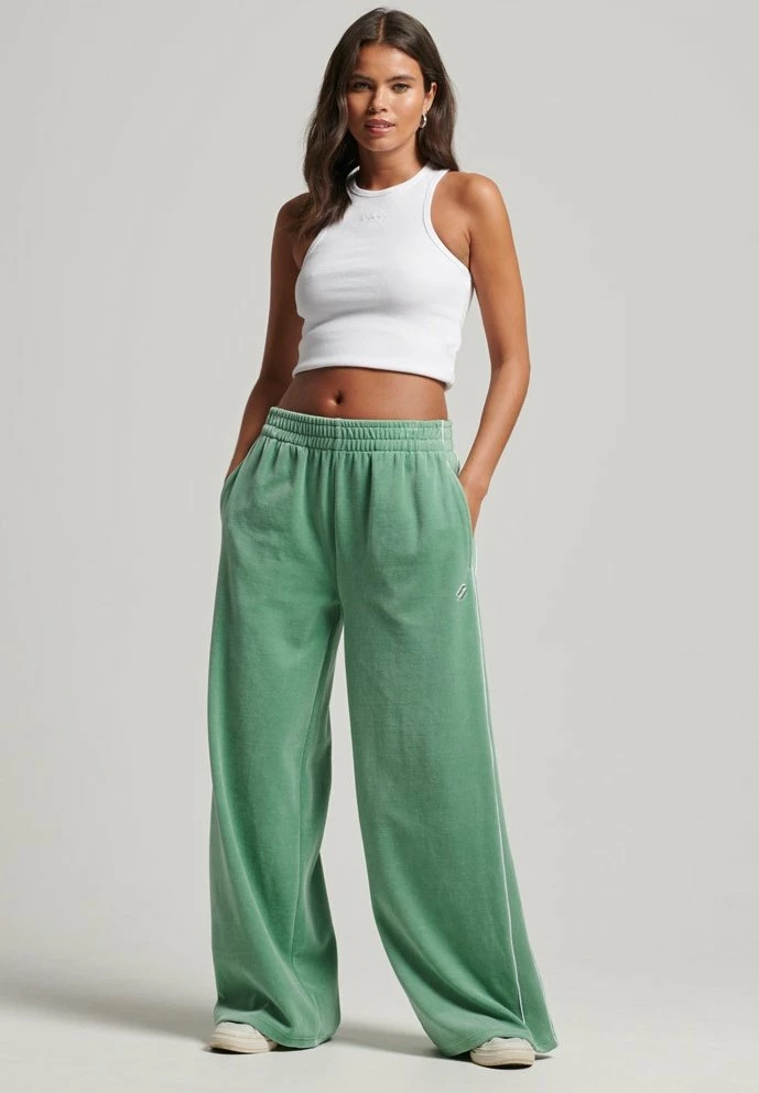 Superdry CODE - Trousers - Granite Green 2 Superdry CODE - Trousers - Granite Green - Image 2