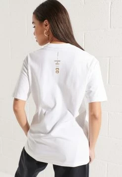 Superdry CORPORATE LOGO FOIL - Print T-shirt - Optic -Superdry Shop d258e6a17998471db9131dc09be5b926