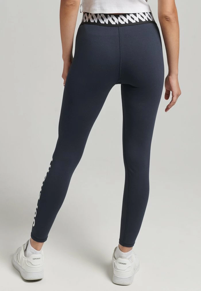 Superdry CODE LOGO ELASTIC - Leggings - Trousers - Deep Navy 3 Superdry CODE LOGO ELASTIC - Leggings - Trousers - Deep Navy - Image 3