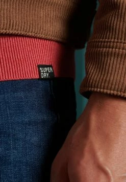 Superdry TEXTURED CREW - Jumper - Washed Grapefruit -Superdry Shop d794948496b44bbab01a32bc8d3af9f8