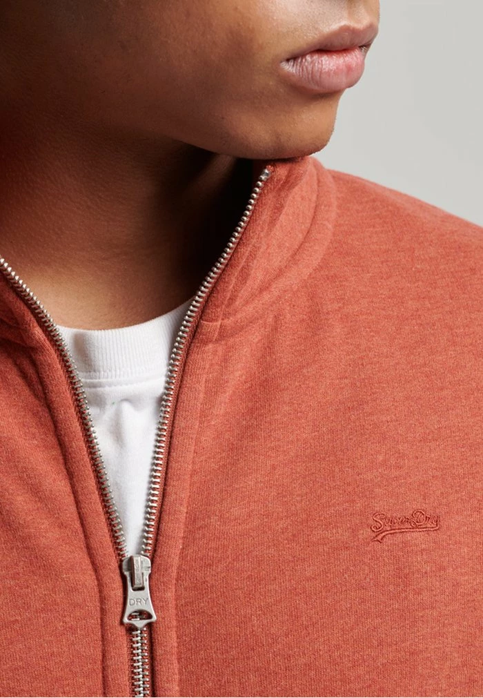 Superdry VINTAGE LOGO - Zip-up Sweatshirt - Coral 2 Superdry VINTAGE LOGO - Zip-up Sweatshirt - Coral - Image 2
