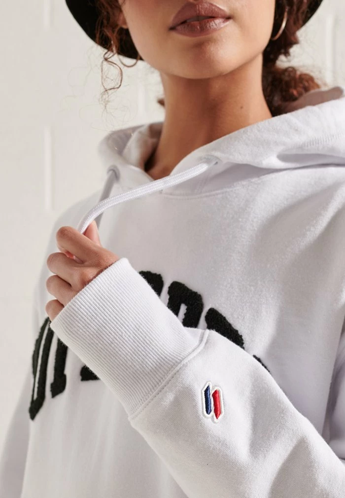 Superdry VARSITY ARCH MONO - Hoodie - Optic 2 Superdry VARSITY ARCH MONO - Hoodie - Optic - Image 2