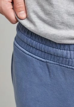 Superdry VINTAGE TERRAIN - Tracksuit Bottoms - Twilight Navy 7 Superdry VINTAGE TERRAIN - Tracksuit Bottoms - Twilight Navy -Superdry Shop dd5284ba10cb4026a2883eb8d984ff39