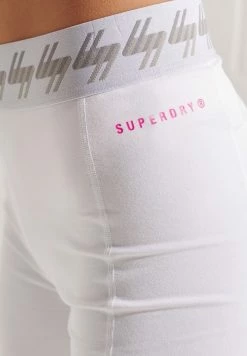 SUPERDRY ESSENTIAL CYCLE SHORTS - Shorts - Optic 6 SUPERDRY ESSENTIAL CYCLE SHORTS - Shorts - Optic -Superdry Shop e4491a9b47ef41c492e5ea3e217b1856