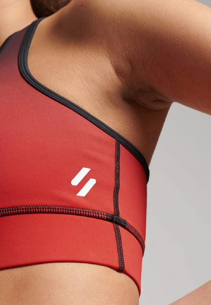 Superdry TRAINING ESSENTIAL - Bustier - Black Rebel Red Ombre 3 Superdry TRAINING ESSENTIAL - Bustier - Black Rebel Red Ombre - Image 3