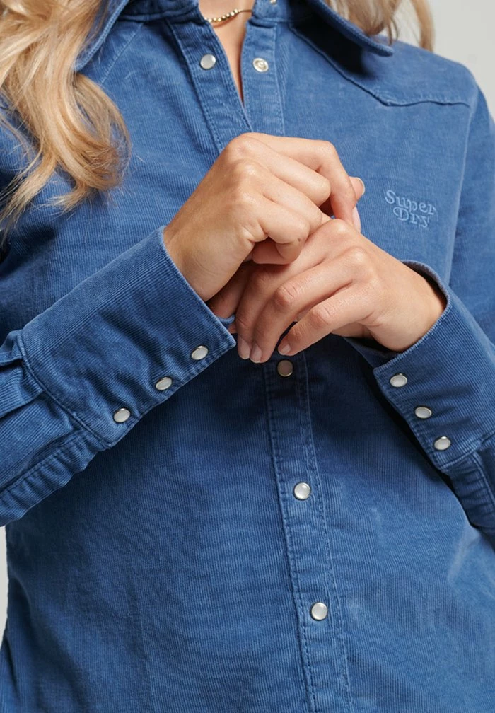 Superdry VINTAGE WESTERN - Button-down Blouse - Mid Wash Indigo 3 Superdry VINTAGE WESTERN - Button-down Blouse - Mid Wash Indigo - Image 3