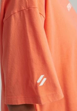 Superdry CORE - Print T-shirt - Desert Pink -Superdry Shop e6829646c6214338a73239f09bf11707